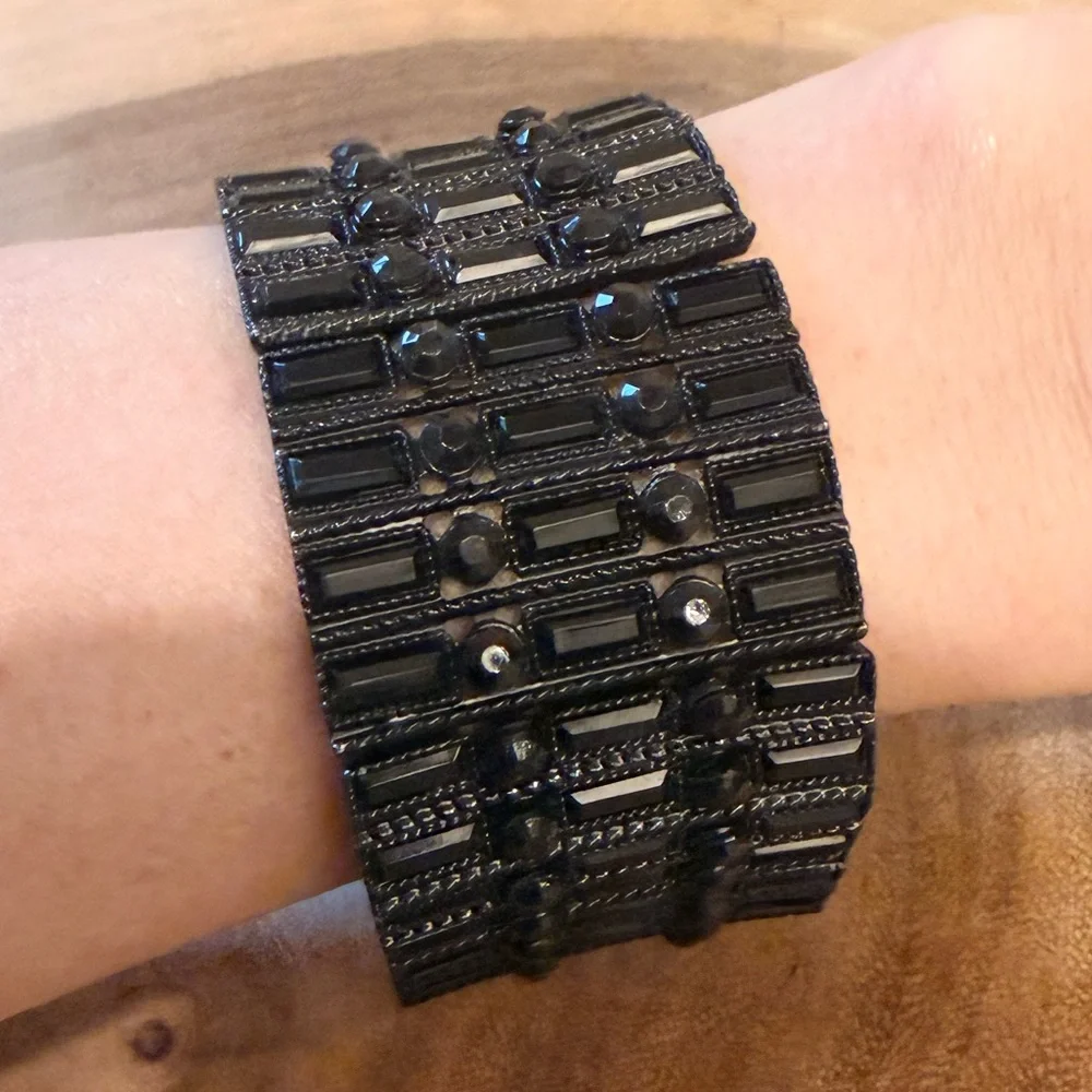 Black Beaded Bracelet
